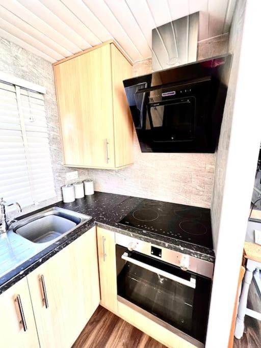 فيلا 50 Toledo, Selsey Country Club المظهر الخارجي الصورة
